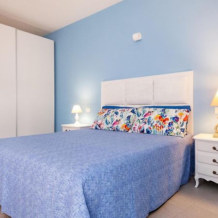 Orosei Home Holidays - I Fiori Экстерьер фото