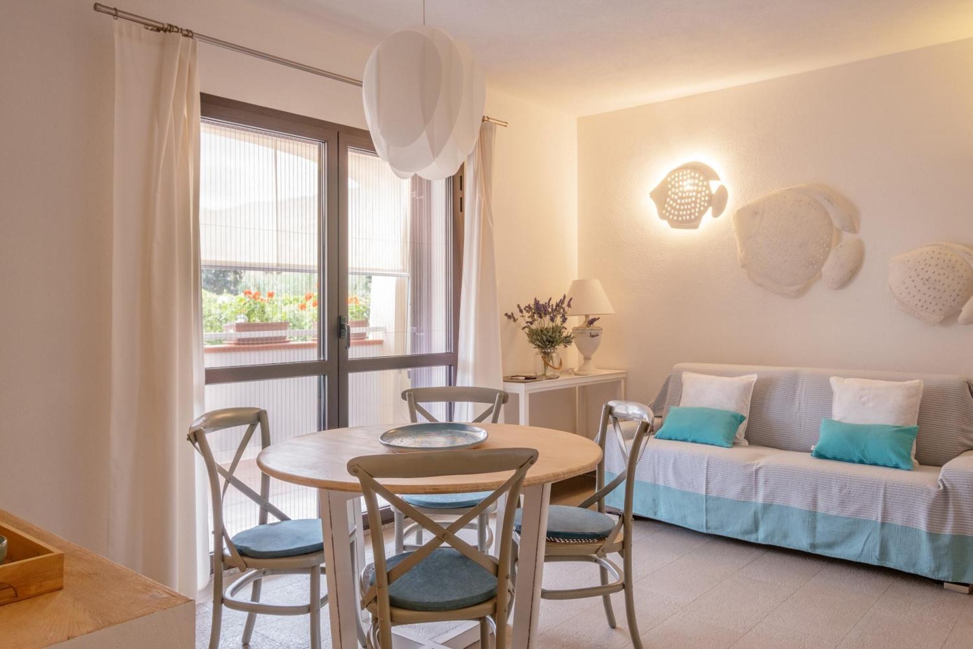 Orosei Home Holidays - I Fiori Экстерьер фото