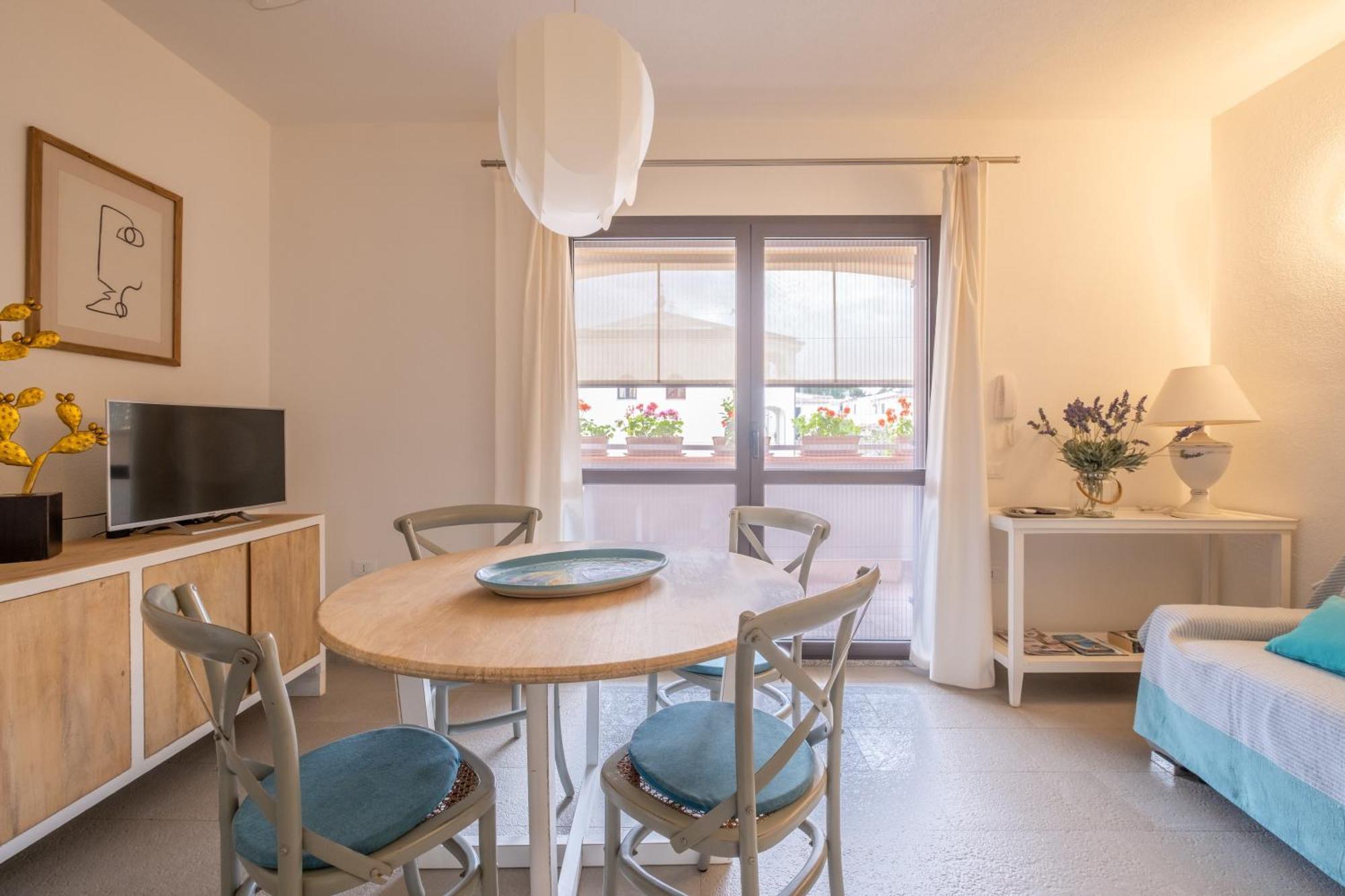 Orosei Home Holidays - I Fiori Экстерьер фото